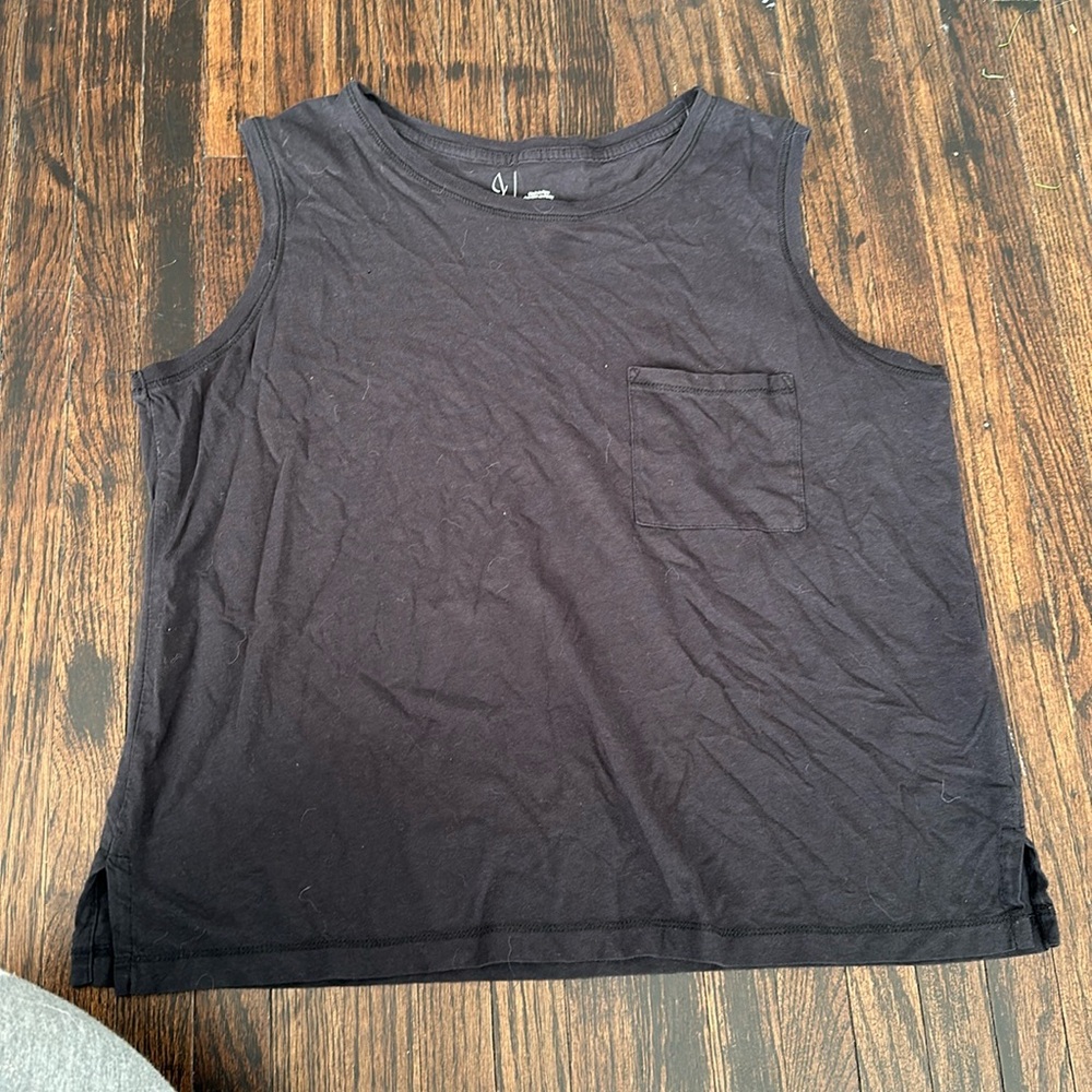 Black flowy tank top